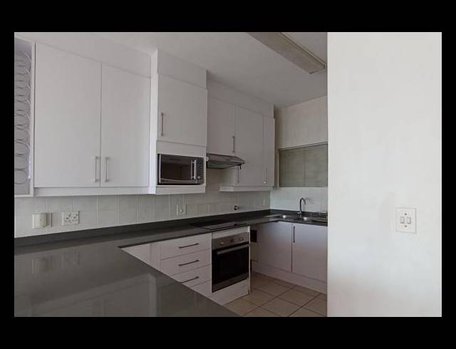 2 BEDROOM TOWNHOUSE FOR SALE IN NORTHCLIFF